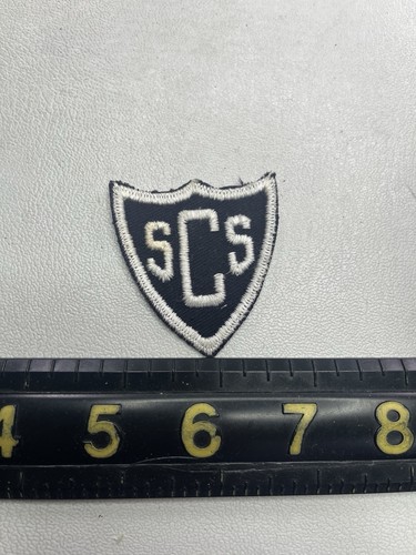 Vtg small shield style - shield,